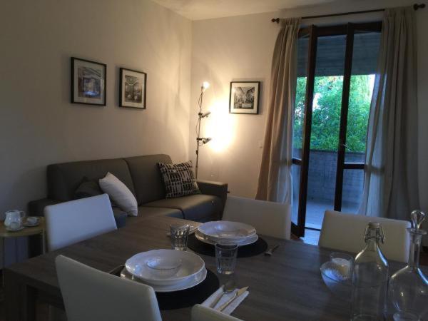 Appartament Rivo Apartment Desenzano del Garda Bagian luar foto